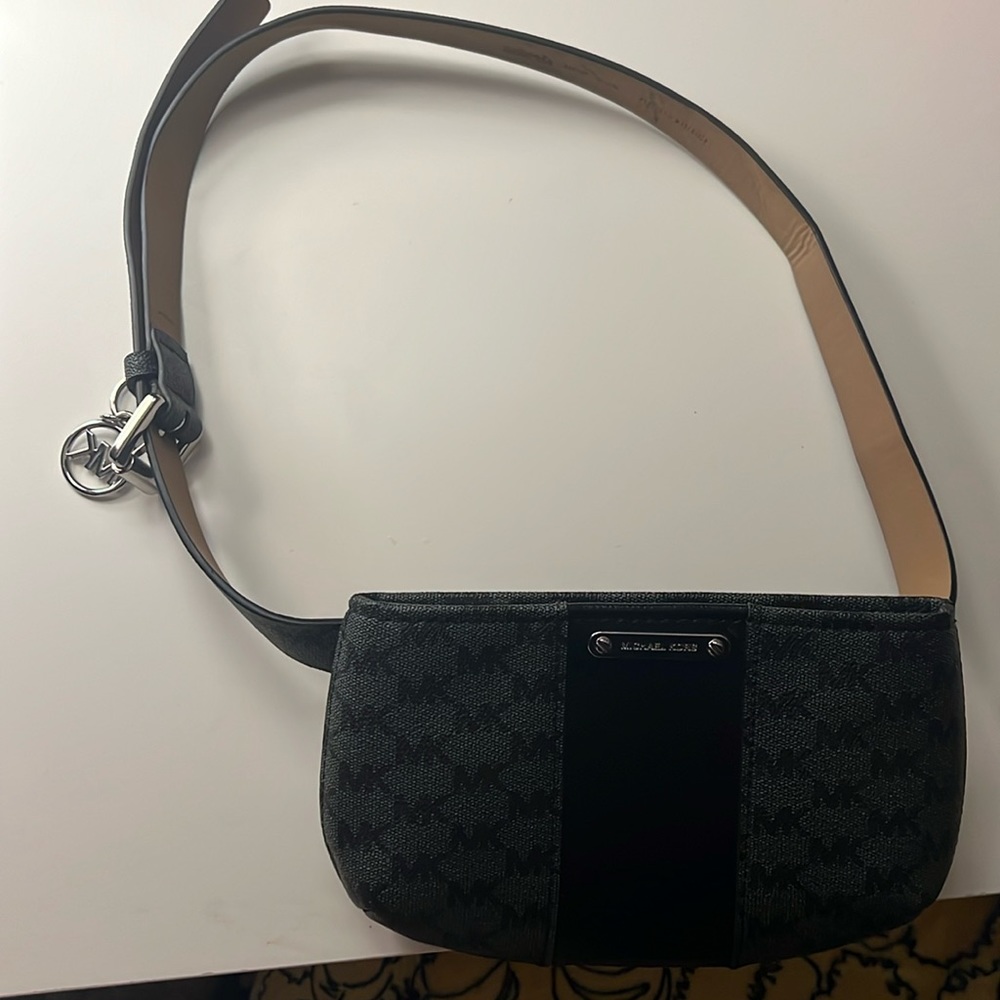 michael kors belt bag